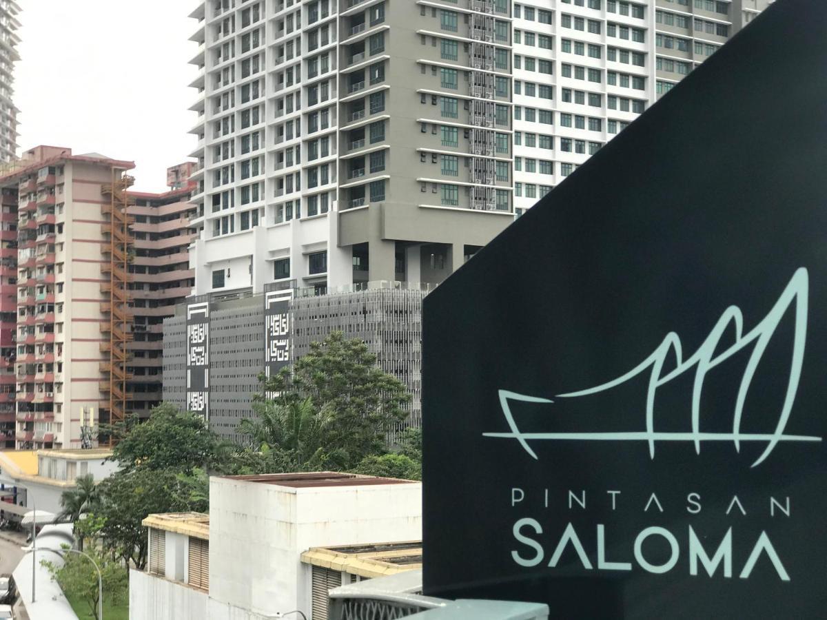 Apartment Klcc Legasi Direct View With A Superking Bed At A 3-bedroom Premium Unit *